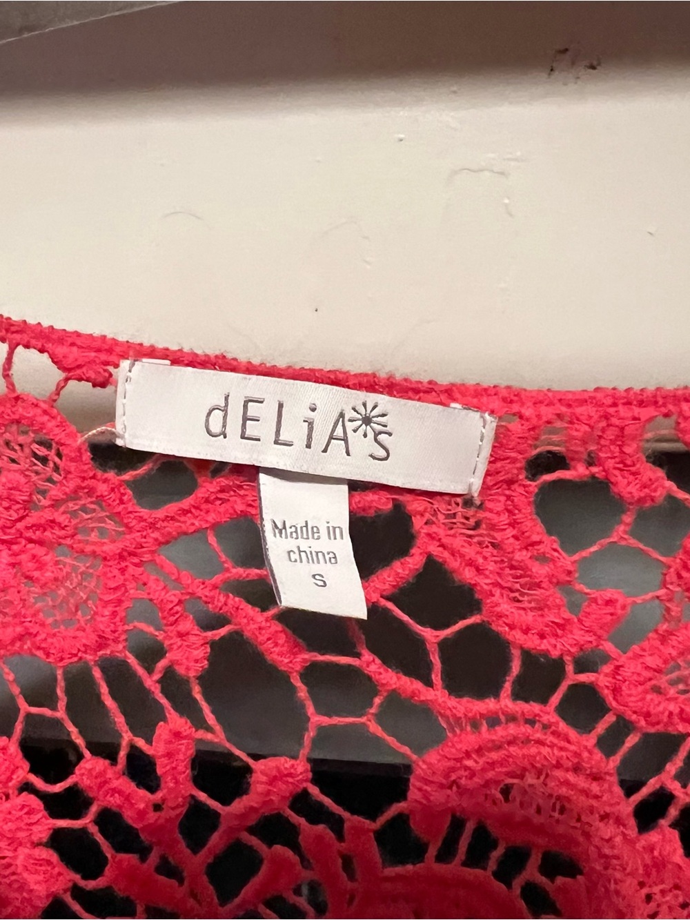 dELiA*s Crochet Crop Top - Picture 4 of 4